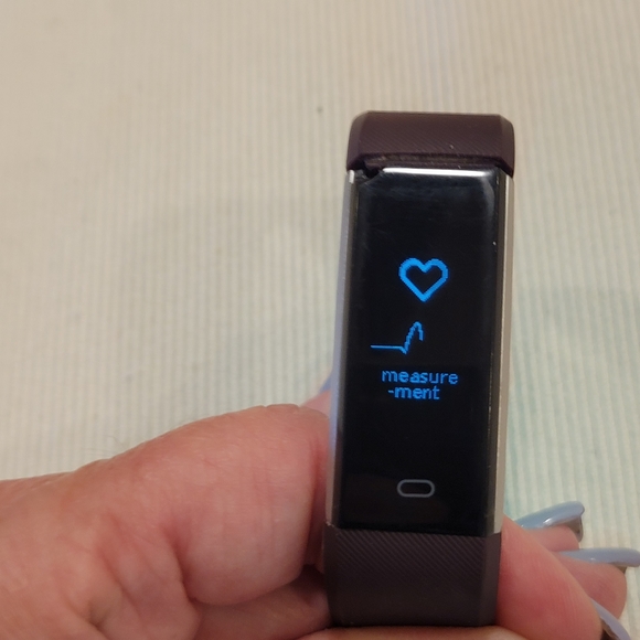 🤎EUC~ LETSCOM FITNESS TRACKER WATCH - Picture 10 of 14